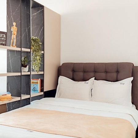 Cozy Apartments At Q Residence - Palas Mall ยาช ภายนอก รูปภาพ