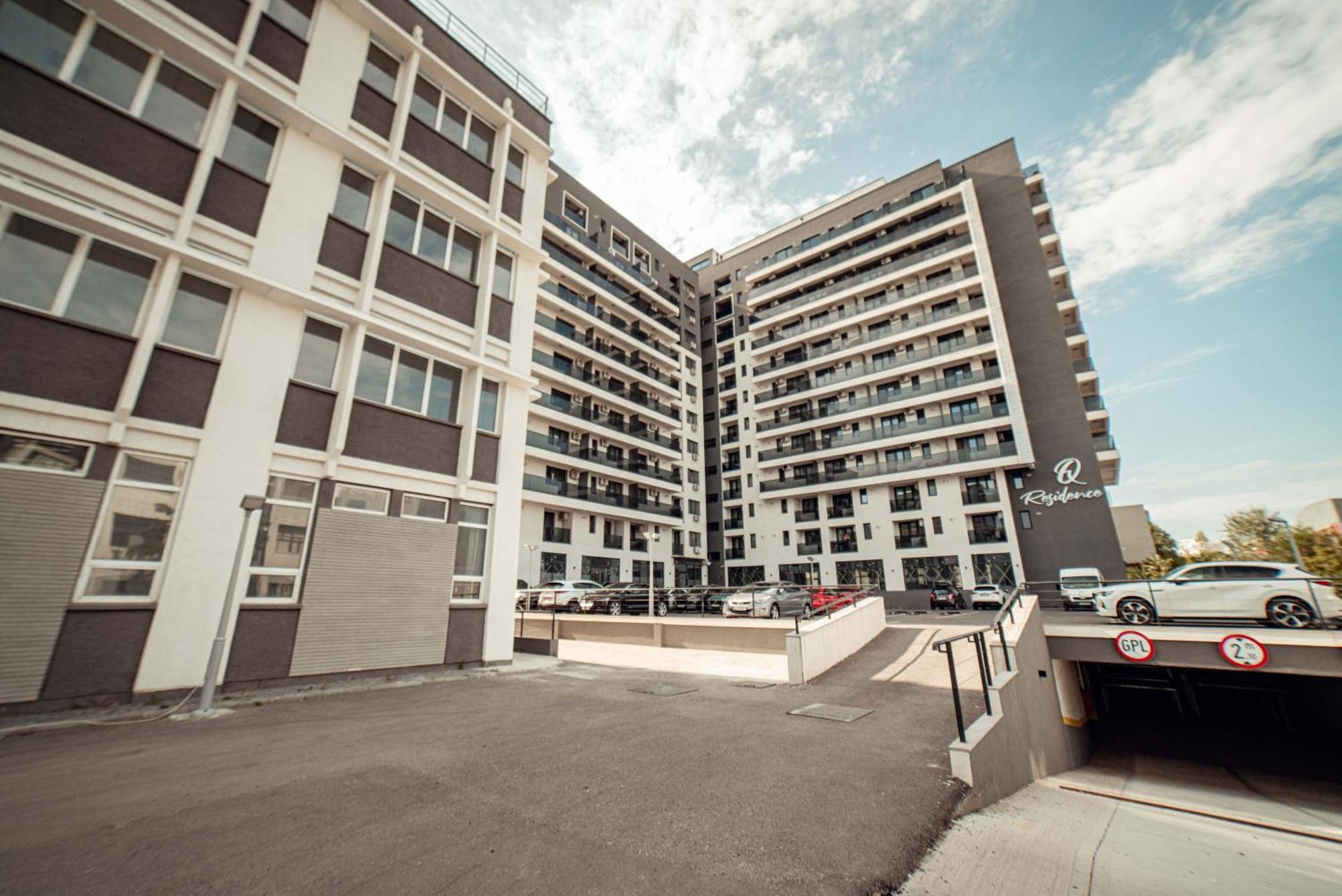 Cozy Apartments At Q Residence - Palas Mall ยาช ภายนอก รูปภาพ