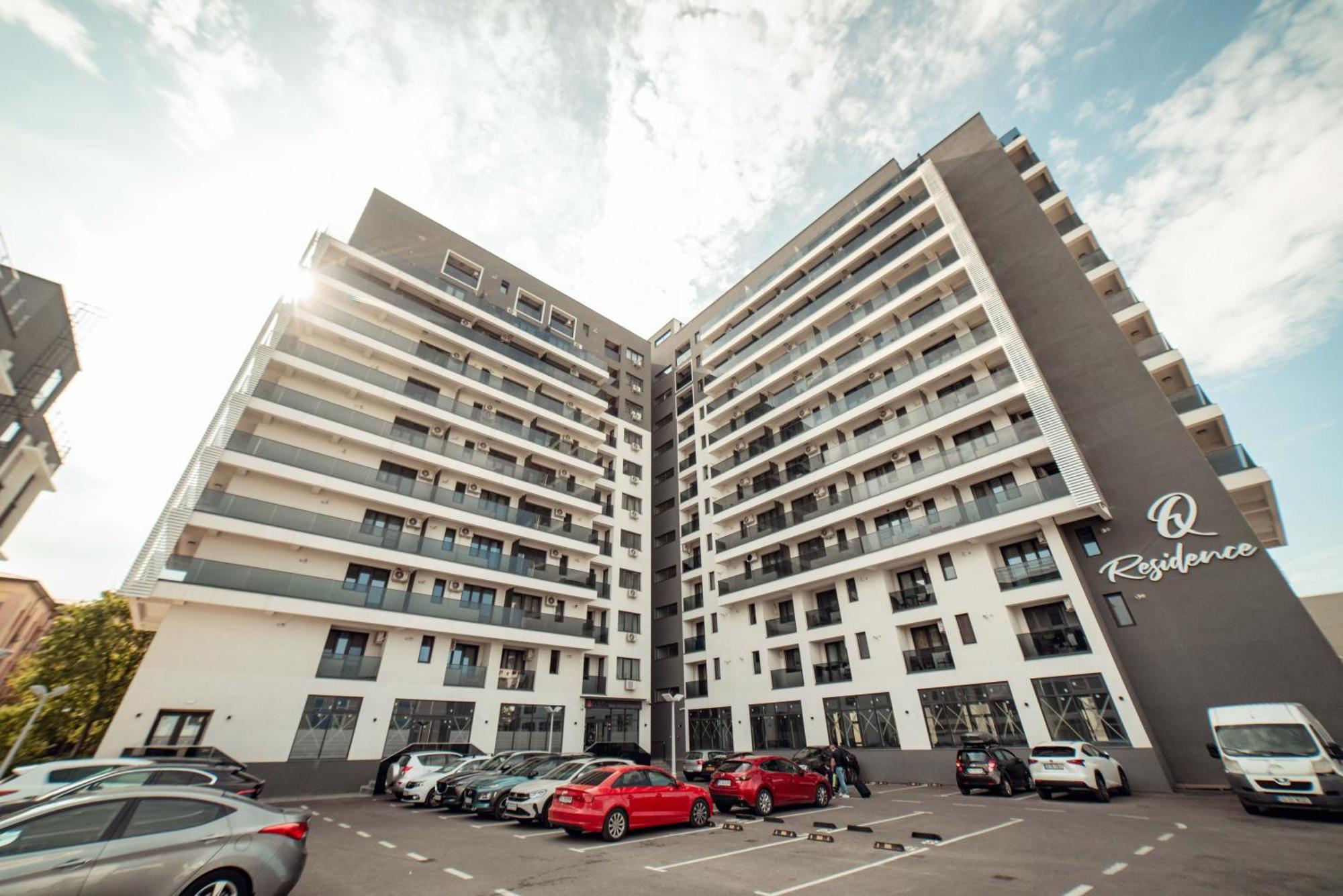 Cozy Apartments At Q Residence - Palas Mall ยาช ภายนอก รูปภาพ