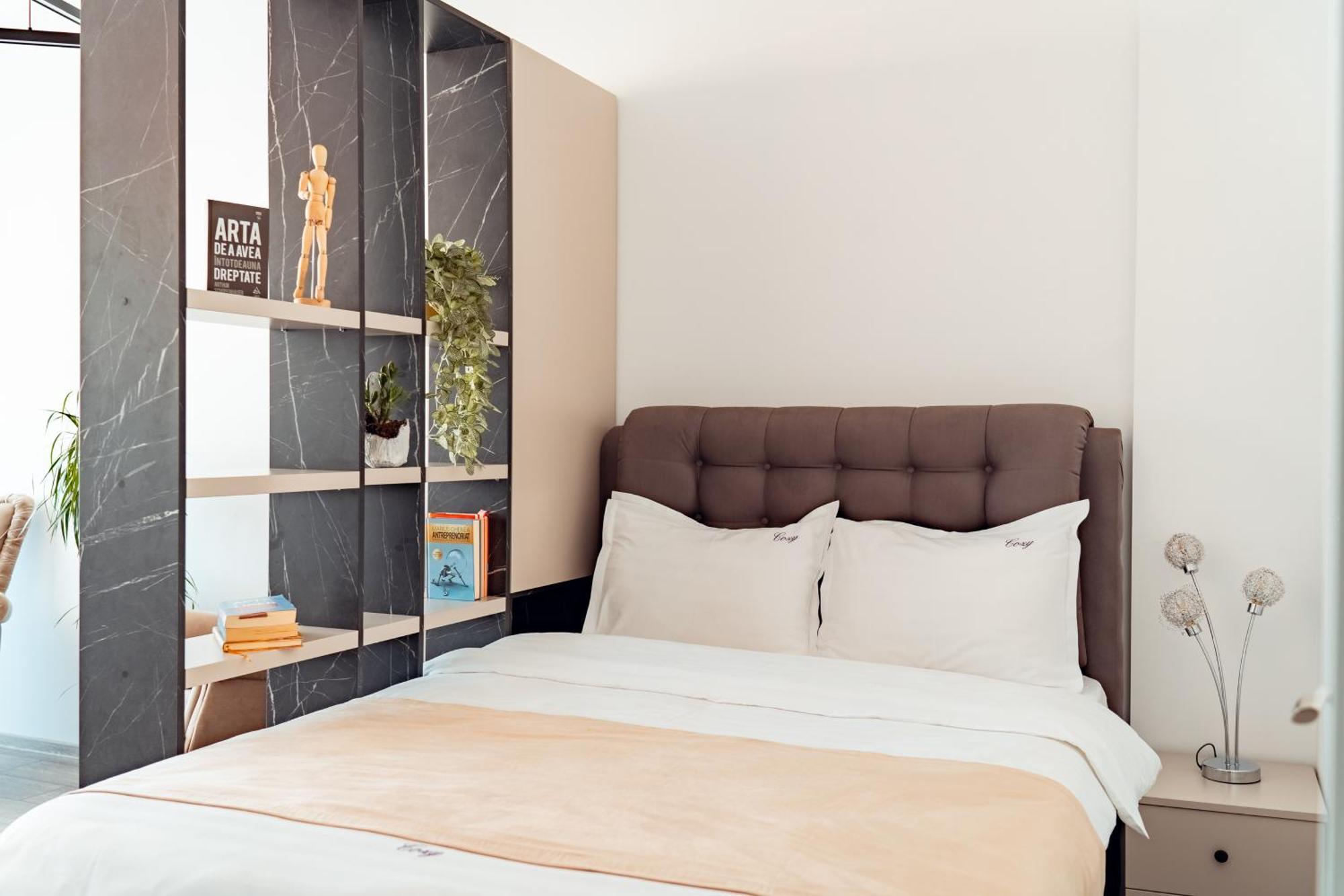 Cozy Apartments At Q Residence - Palas Mall ยาช ภายนอก รูปภาพ