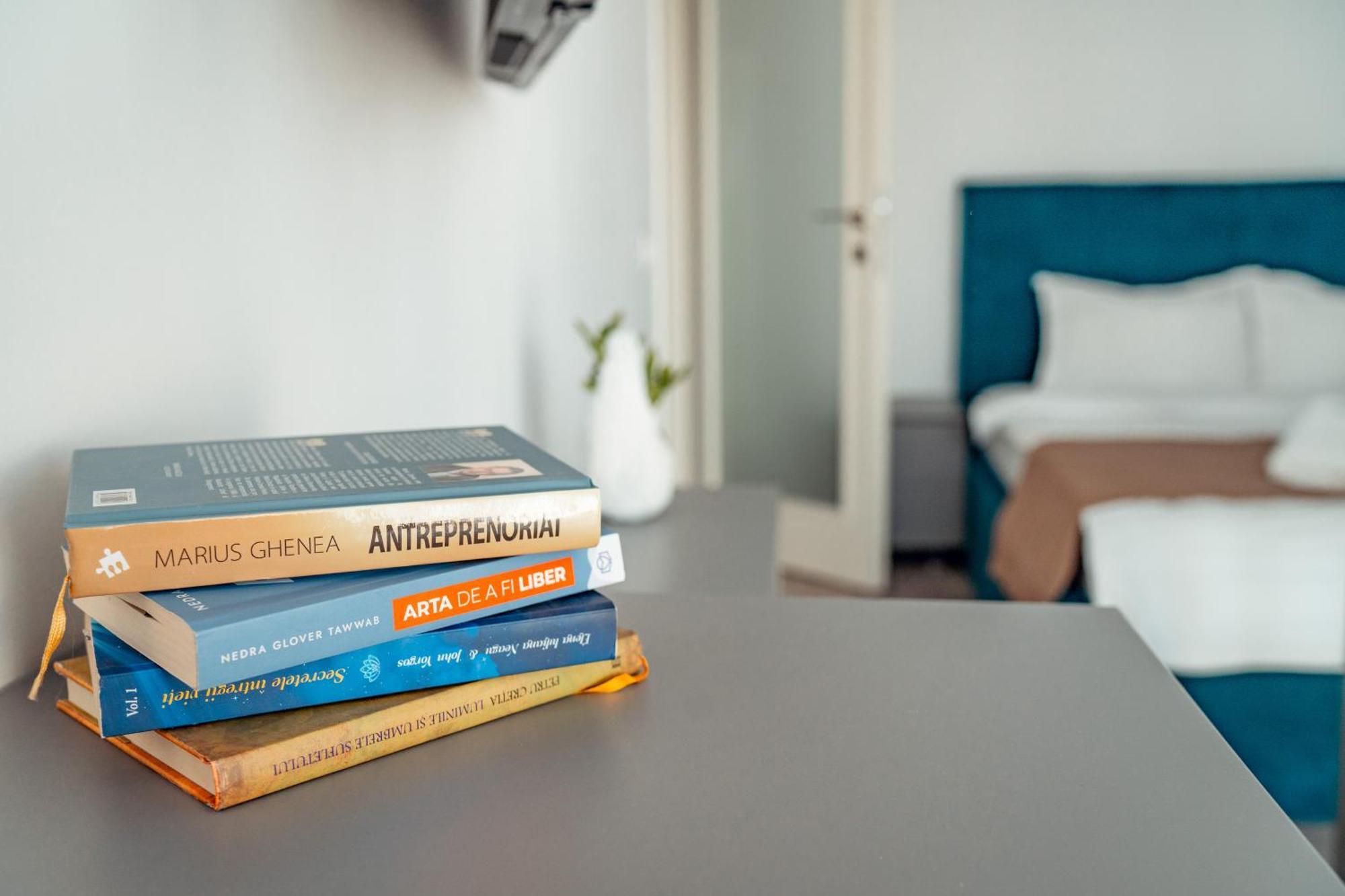 Cozy Apartments At Q Residence - Palas Mall ยาช ภายนอก รูปภาพ